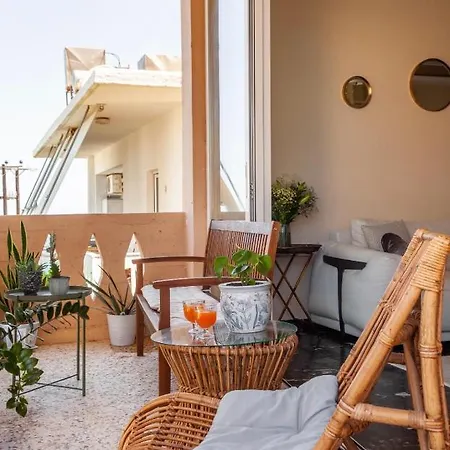 Flower House Chania * חאניה
