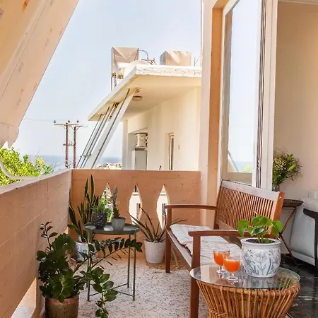 Flower House Chania *