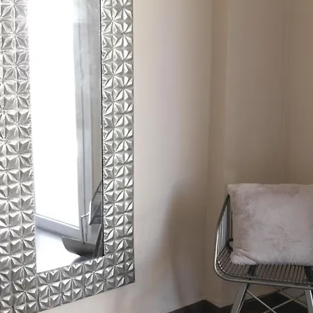 Flower House Chania Apartment *